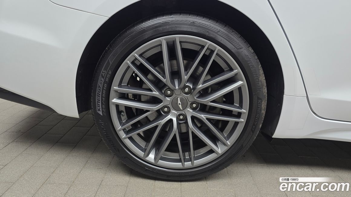 Genesis G70 2018