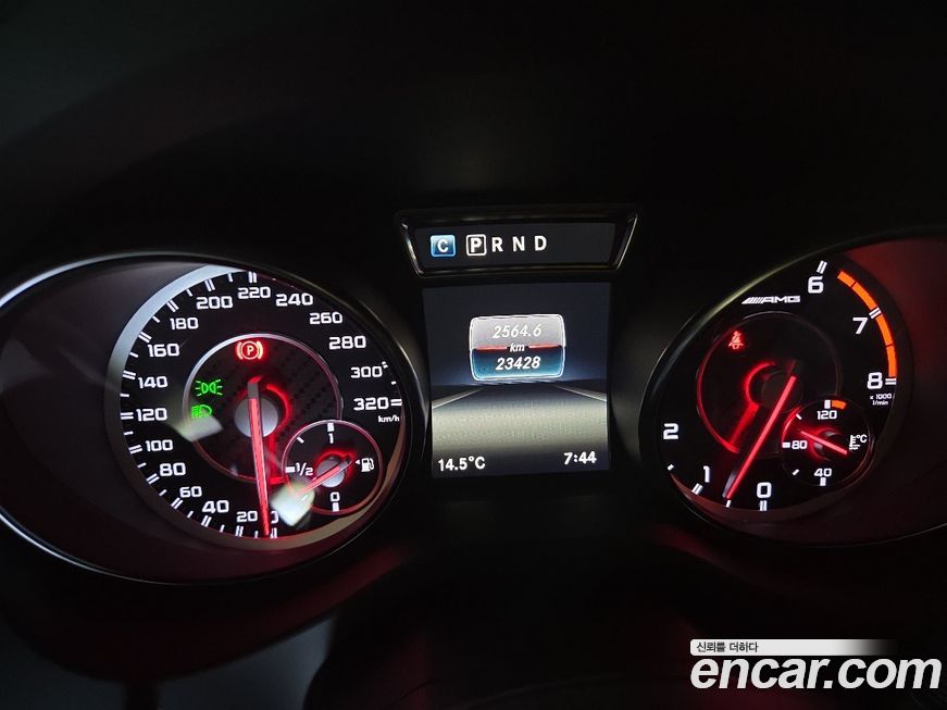 Mercedes-Benz GLA-Class 2017