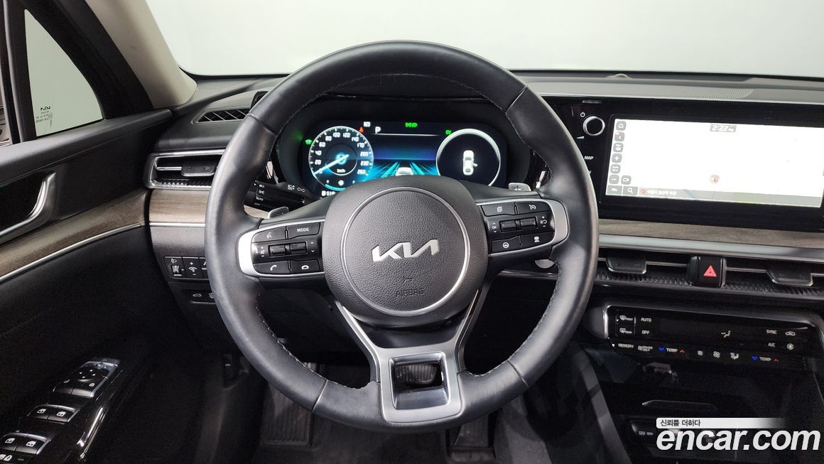 Kia K5 2023