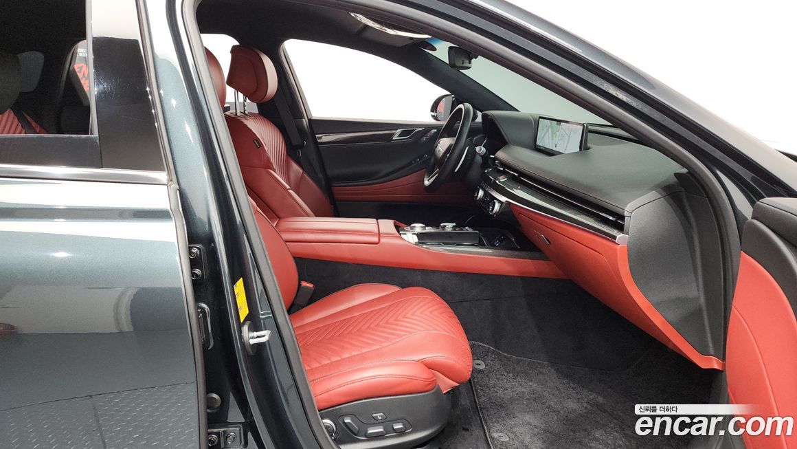 Genesis G80 2023