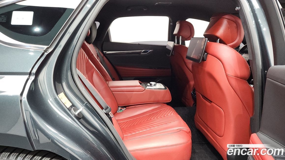 Genesis G80 2023
