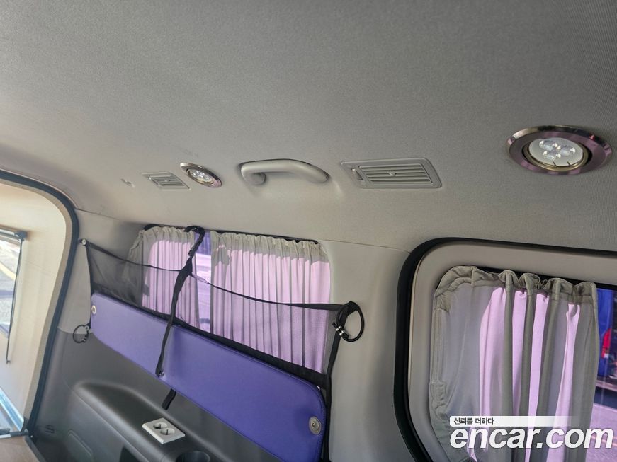 Hyundai Starex 2018