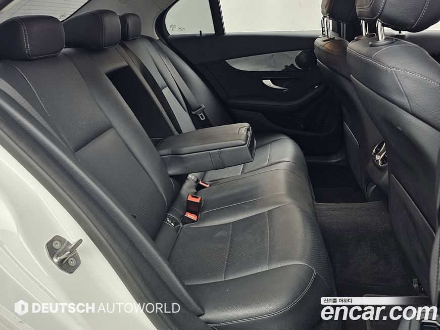 Mercedes-Benz C-Class 2020