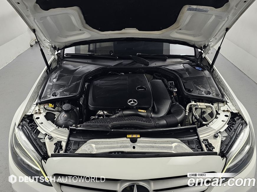 Mercedes-Benz C-Class 2020