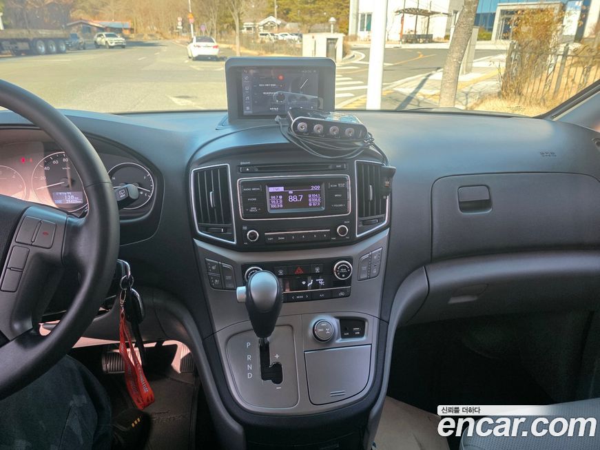 Hyundai Starex 2018