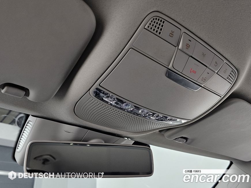 Mercedes-Benz C-Class 2020