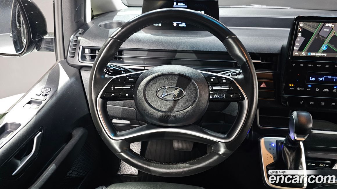 Hyundai Staria 2023