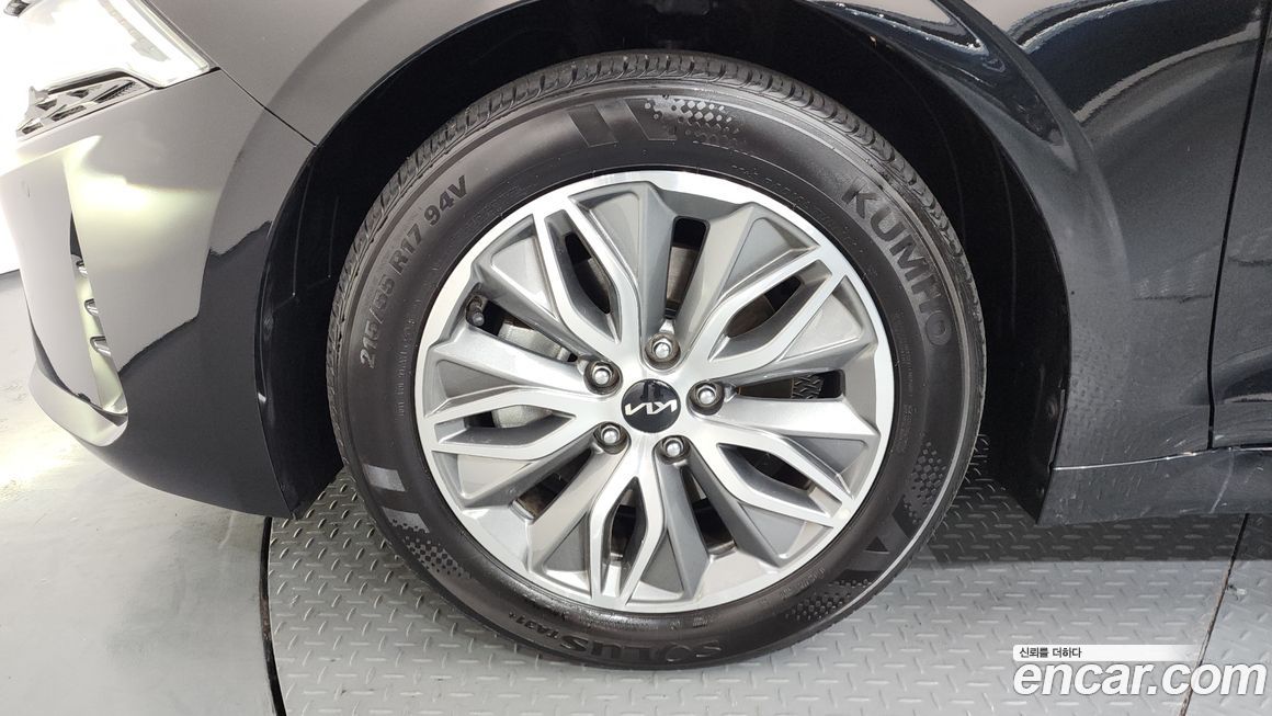 Kia K5 2023