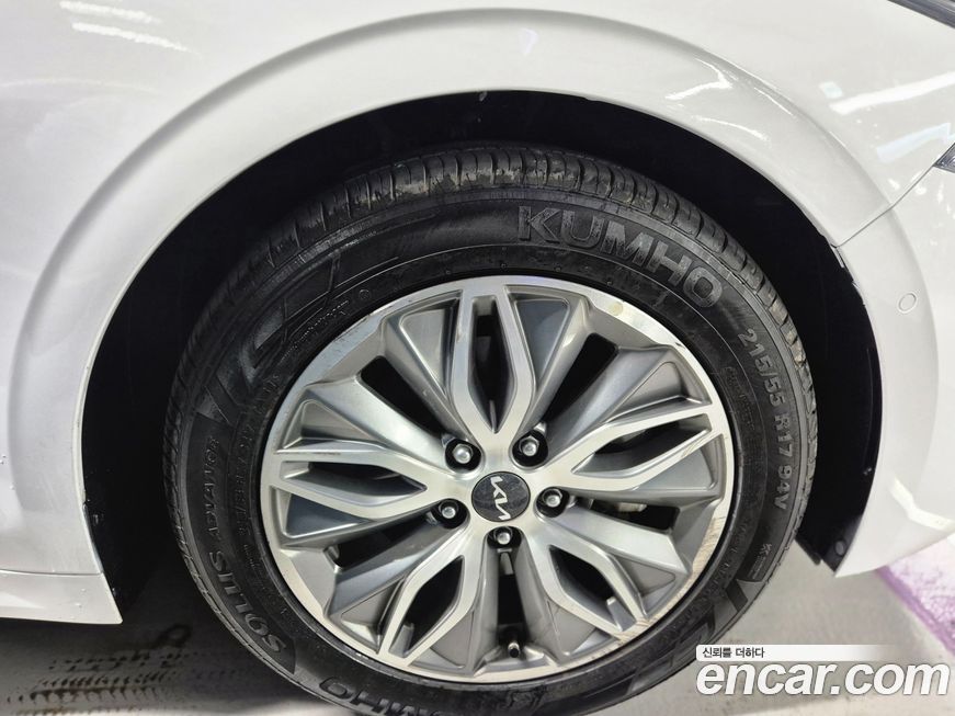 Kia K5 2023