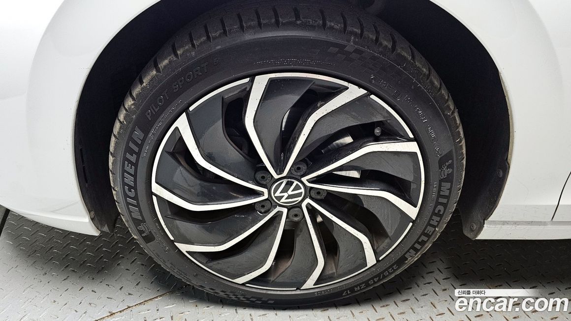 Volkswagen Golf 2022