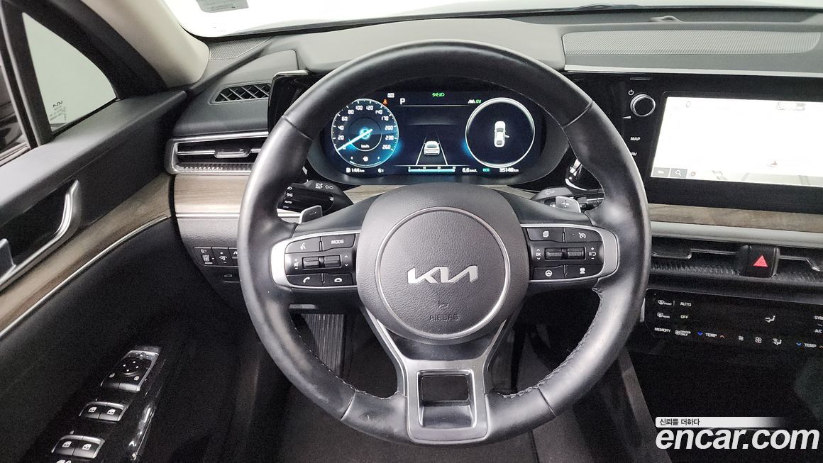 Kia K5 2023
