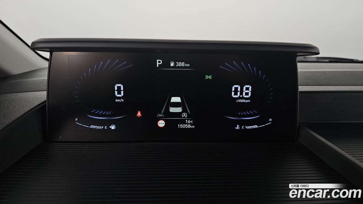 Hyundai Staria 2022