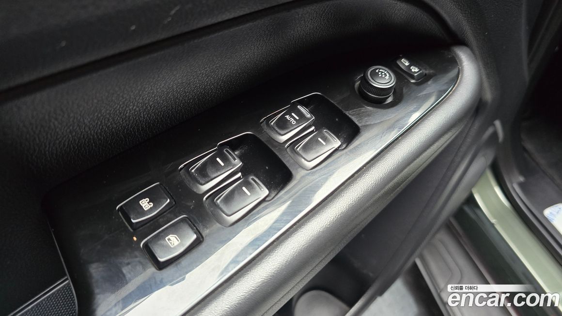 KG_Mobility_Ssangyong Rexton 2024