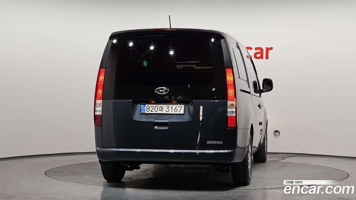 Hyundai Staria 2022