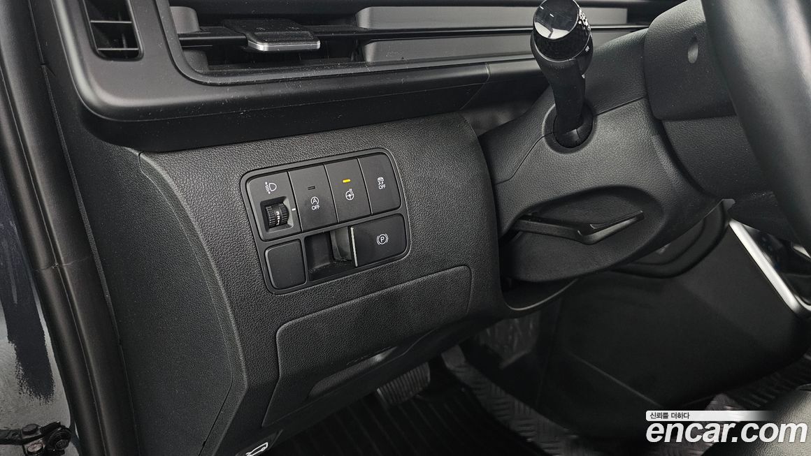 Hyundai Staria 2022