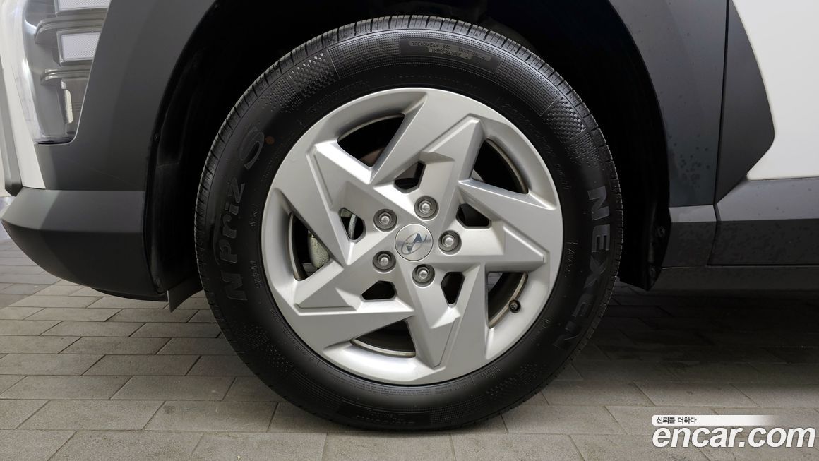 Hyundai Kona 2024