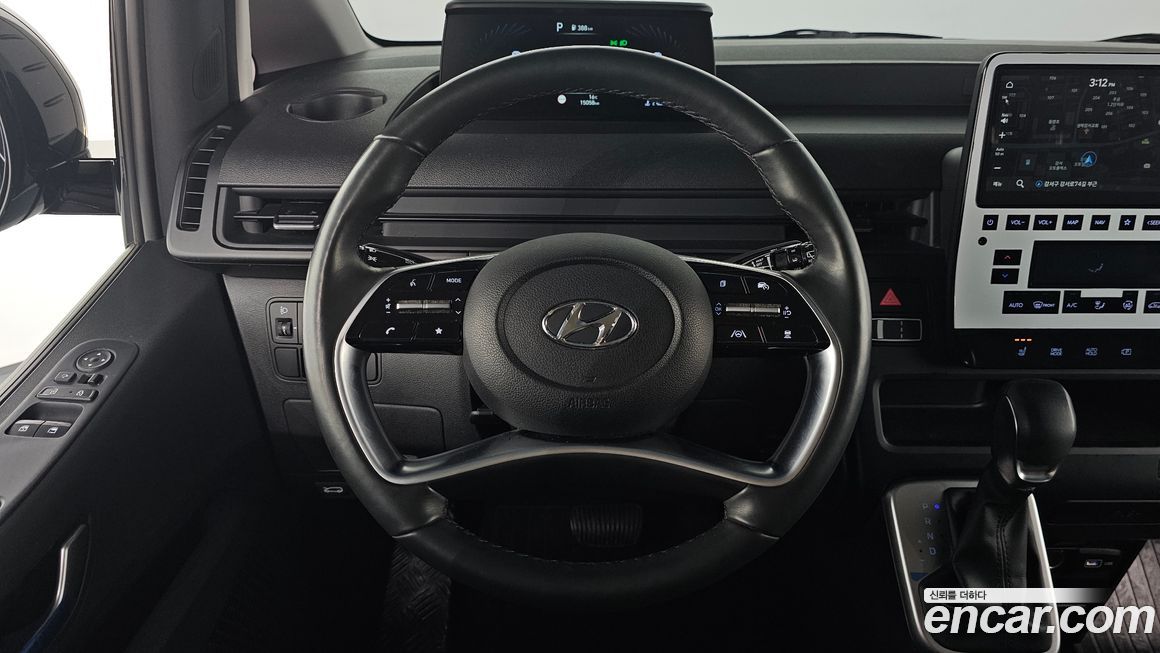 Hyundai Staria 2022