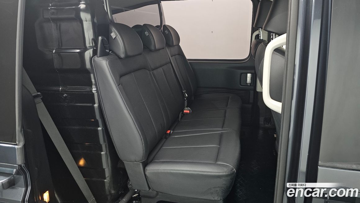 Hyundai Staria 2022
