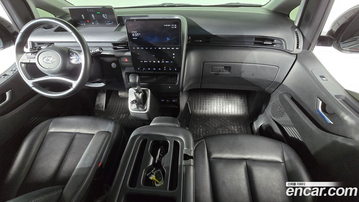 Hyundai Staria 2023