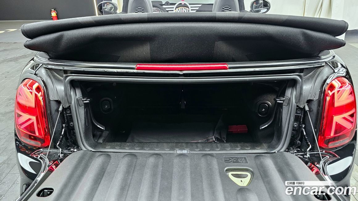 Mini Cooper Convertible 2020