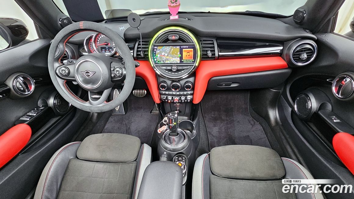 Mini Cooper Convertible 2020