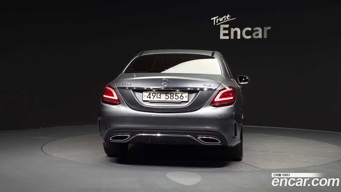 Mercedes-Benz C-Class 2019