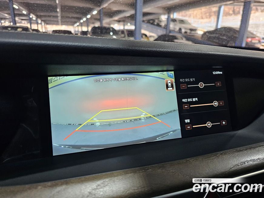 Genesis G90 2019