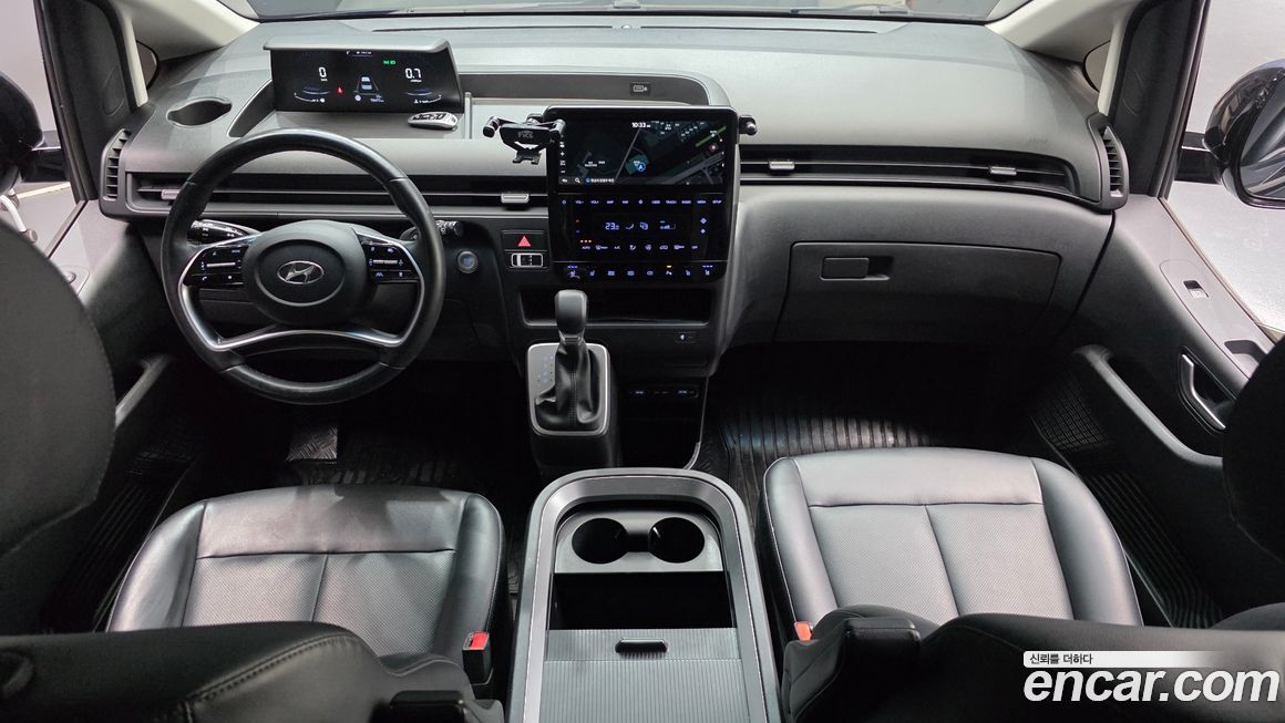 Hyundai Staria 2022