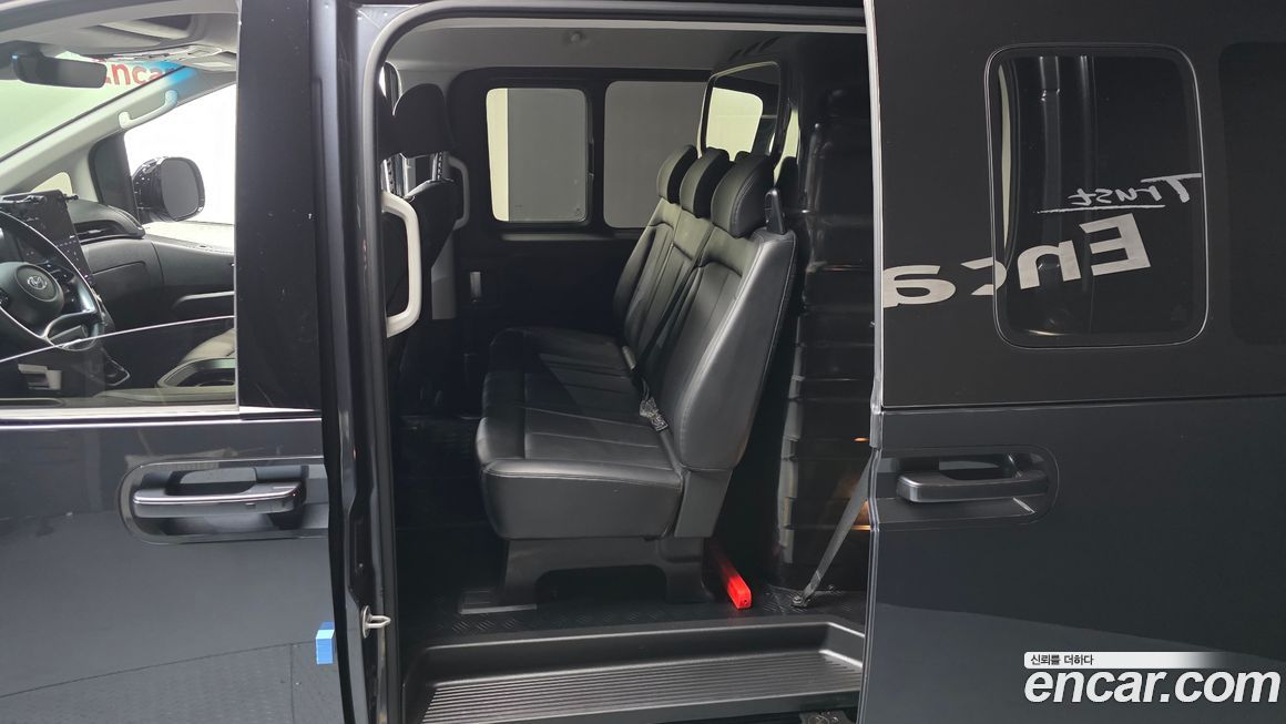 Hyundai Staria 2022
