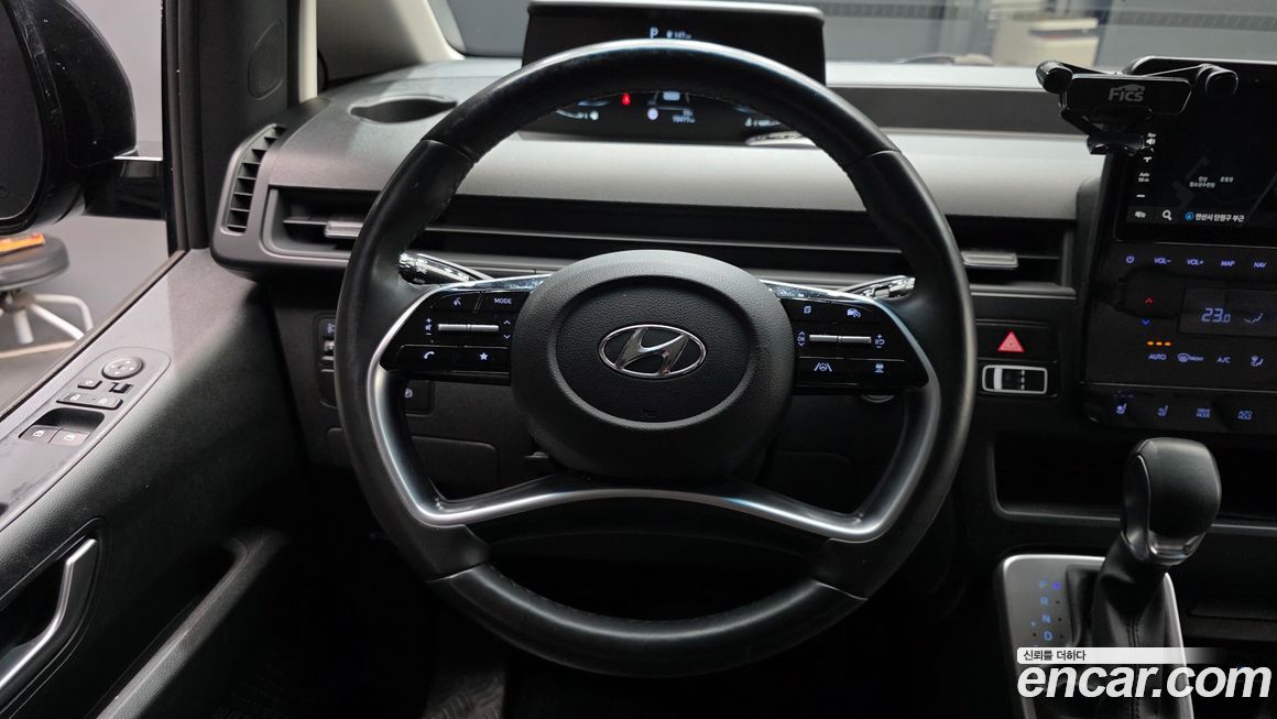 Hyundai Staria 2022