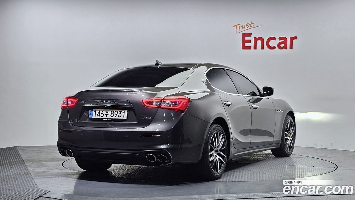 Maserati Ghibli 2020