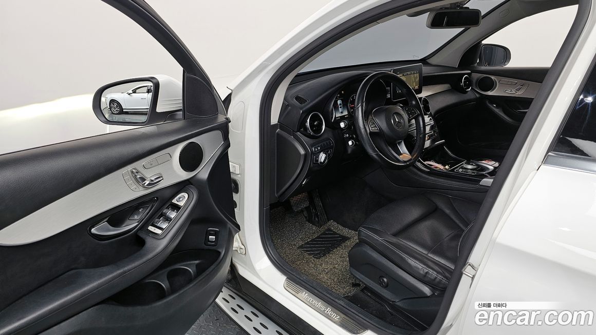 Mercedes-Benz GLC-Class 2018