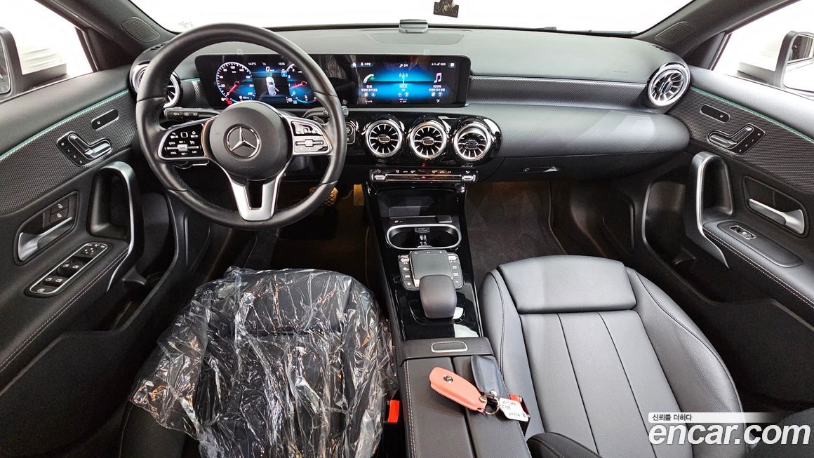 Mercedes-Benz A-Class 2023