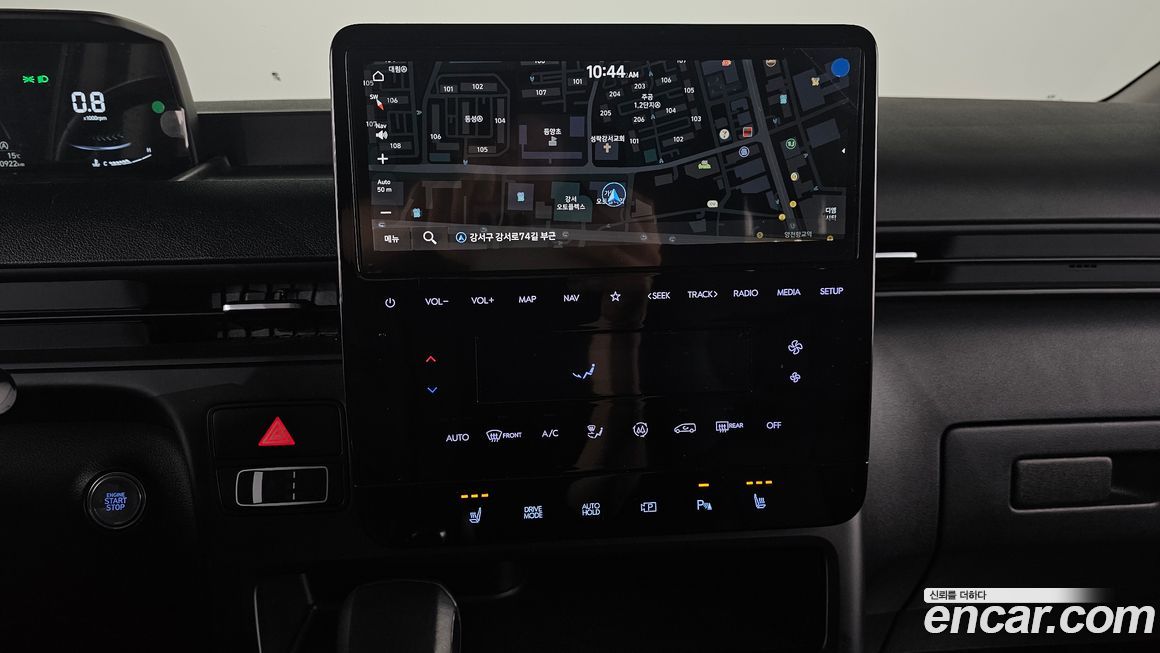 Hyundai Staria 2025