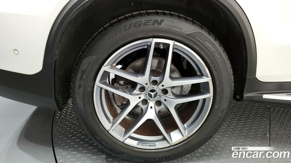 Mercedes-Benz GLC-Class 2018