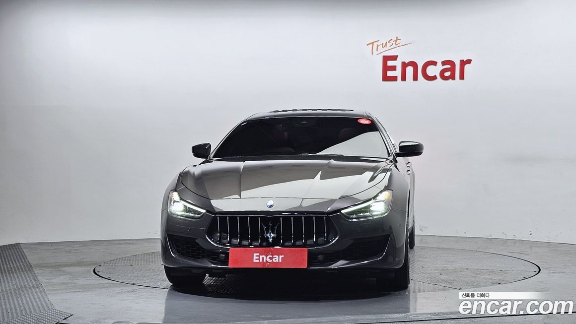 Maserati Ghibli 2020