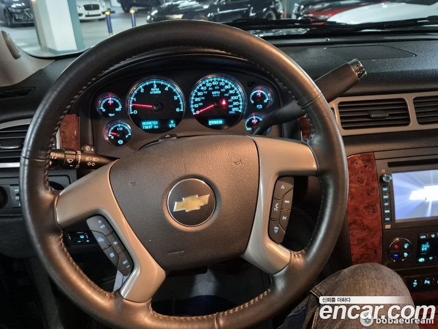 Chevrolet Surburban 2013