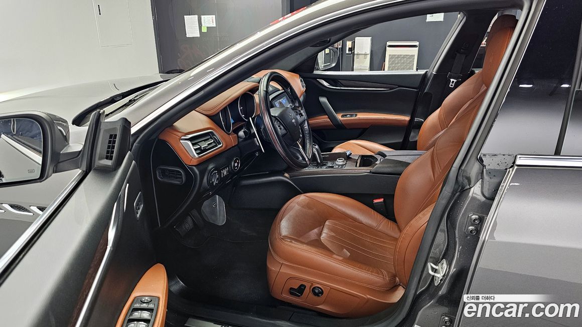 Maserati Ghibli 2020