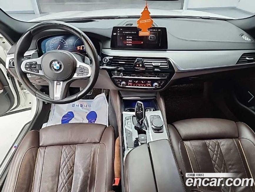 BMW 5-Series 2019