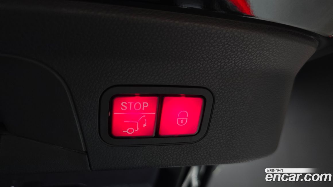 Mercedes-Benz GLC-Class 2017