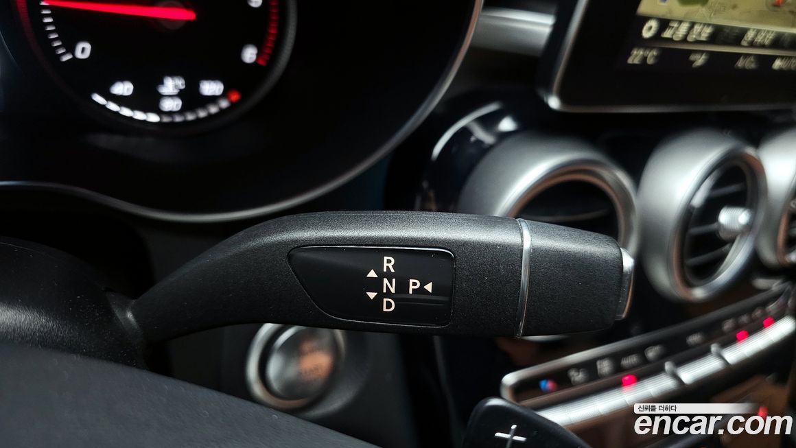 Mercedes-Benz GLC-Class 2017