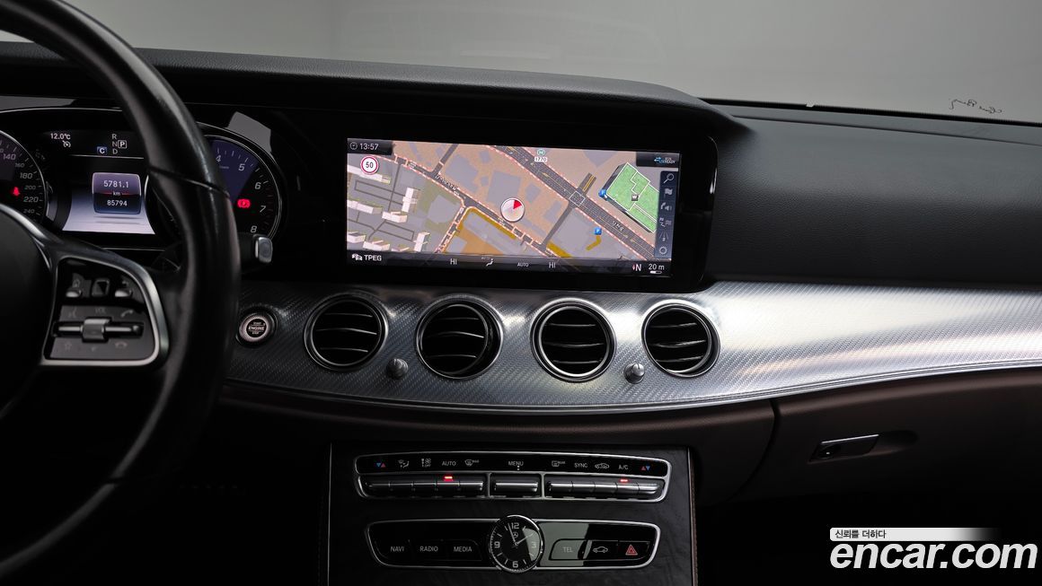 Mercedes-Benz E-Class 2020