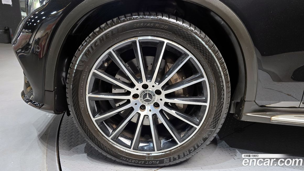 Mercedes-Benz GLC-Class 2017