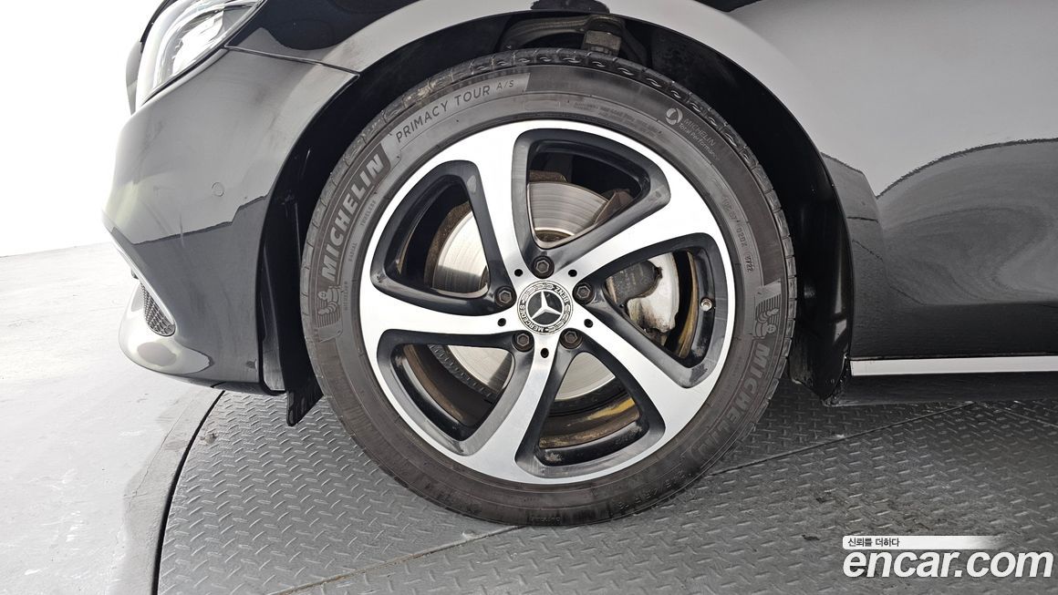 Mercedes-Benz E-Class 2020