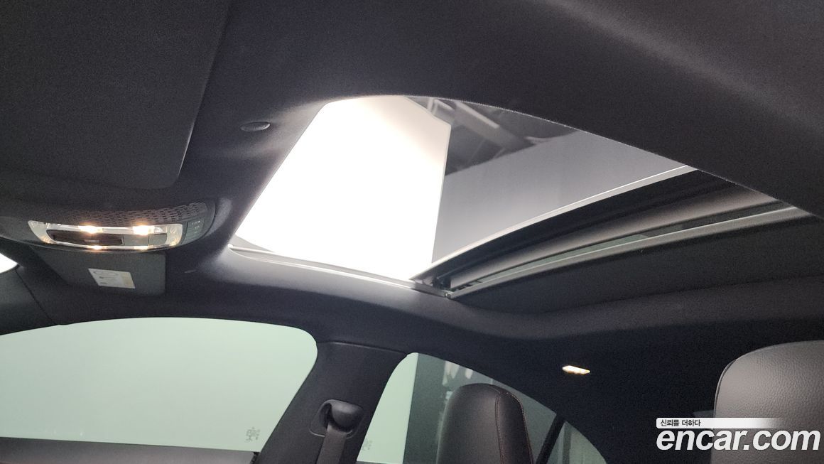 Mercedes-Benz CLA-Class 2021