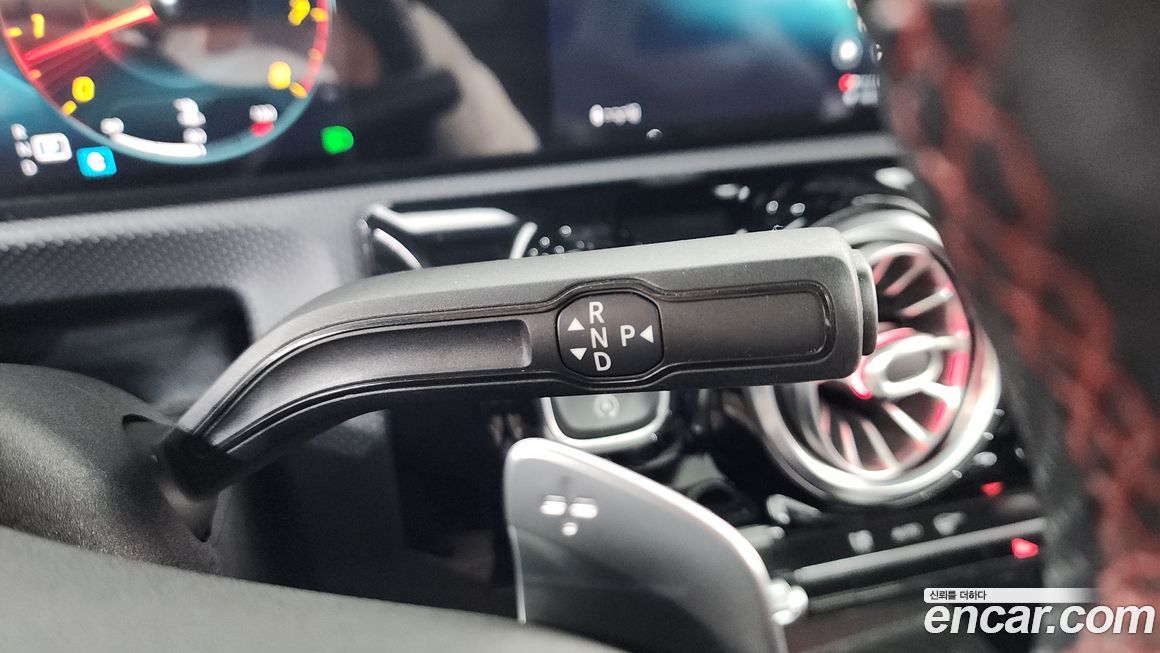 Mercedes-Benz CLA-Class 2021