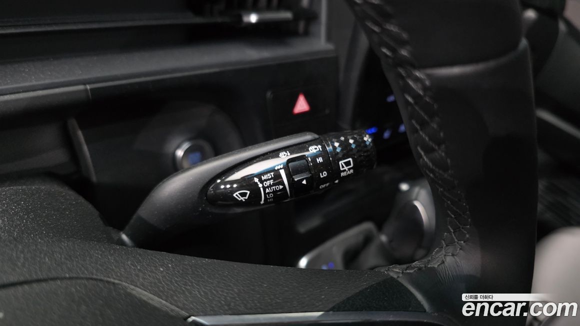 Hyundai Staria 2025