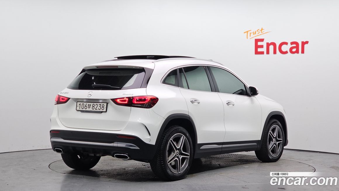 Mercedes-Benz GLA-Class 2021