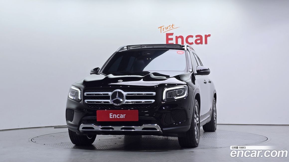 Mercedes-Benz GLB-Class 2021