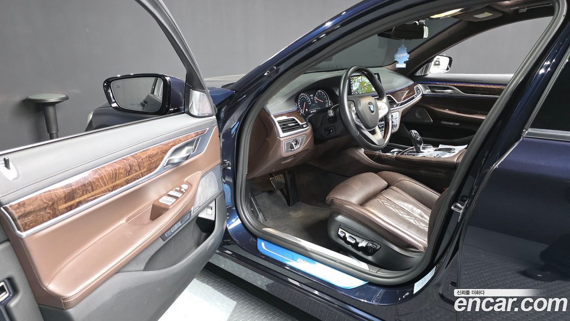 BMW 7-Series 2018